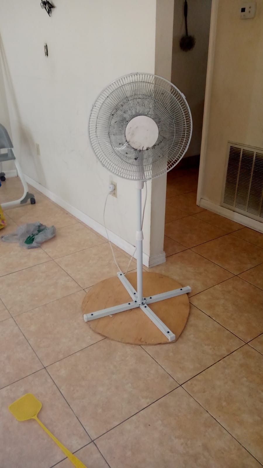 Stand Fan $10