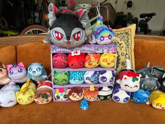 Aphmau Kitty Plushies