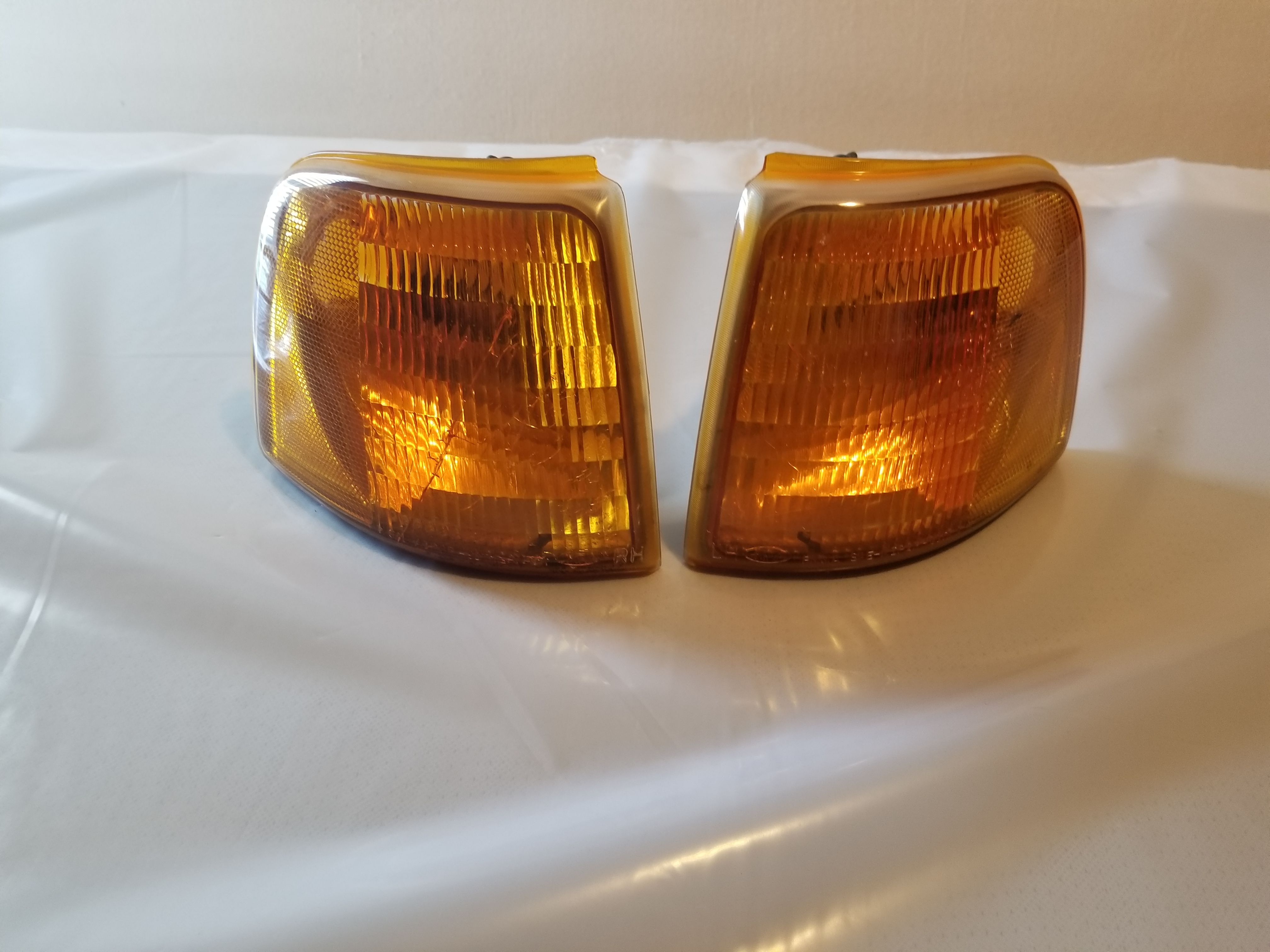 Corner light for Ford ranger