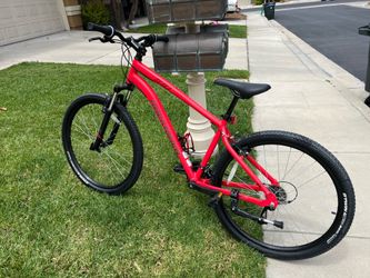 Decathlon Rockrider ST100 Mountain Bike — 27.5” Large Frame — New
