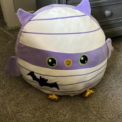 Giant Owl Stuffie