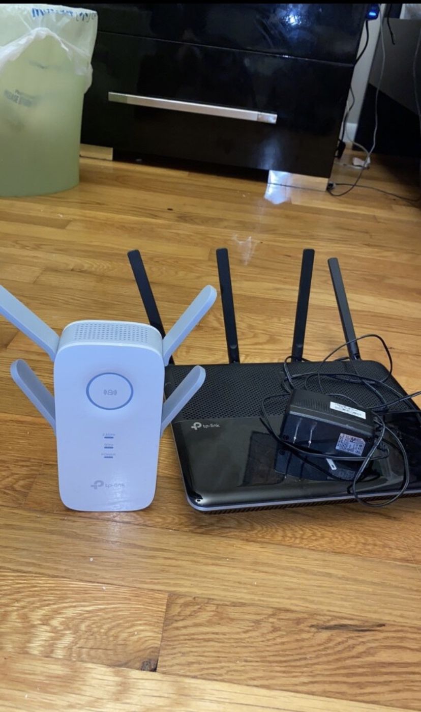 TP-Link Router and Extender Combo