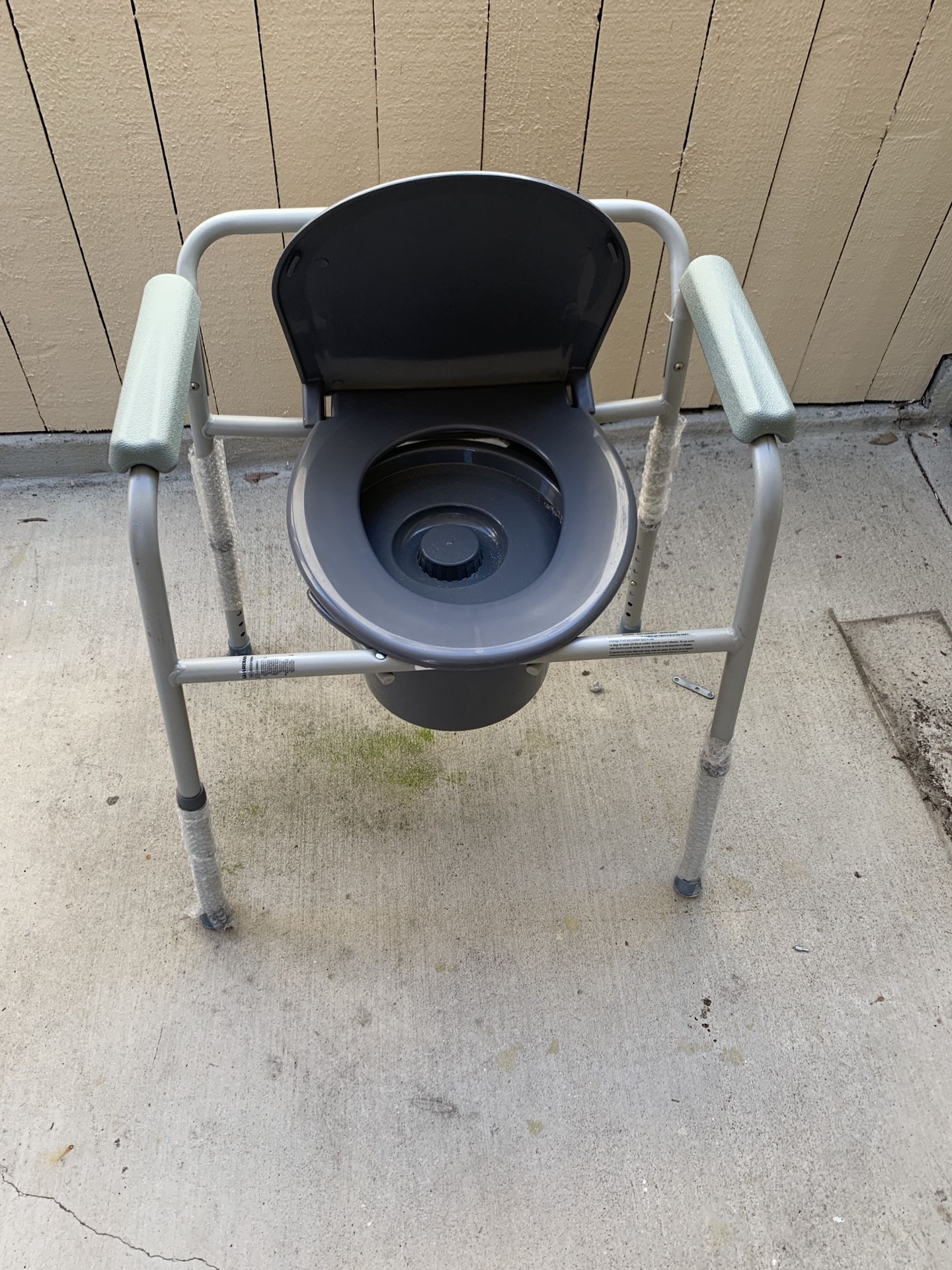 Medline Guardian MDS 89664 3 in 1 Steel Bedside Commode for Sale