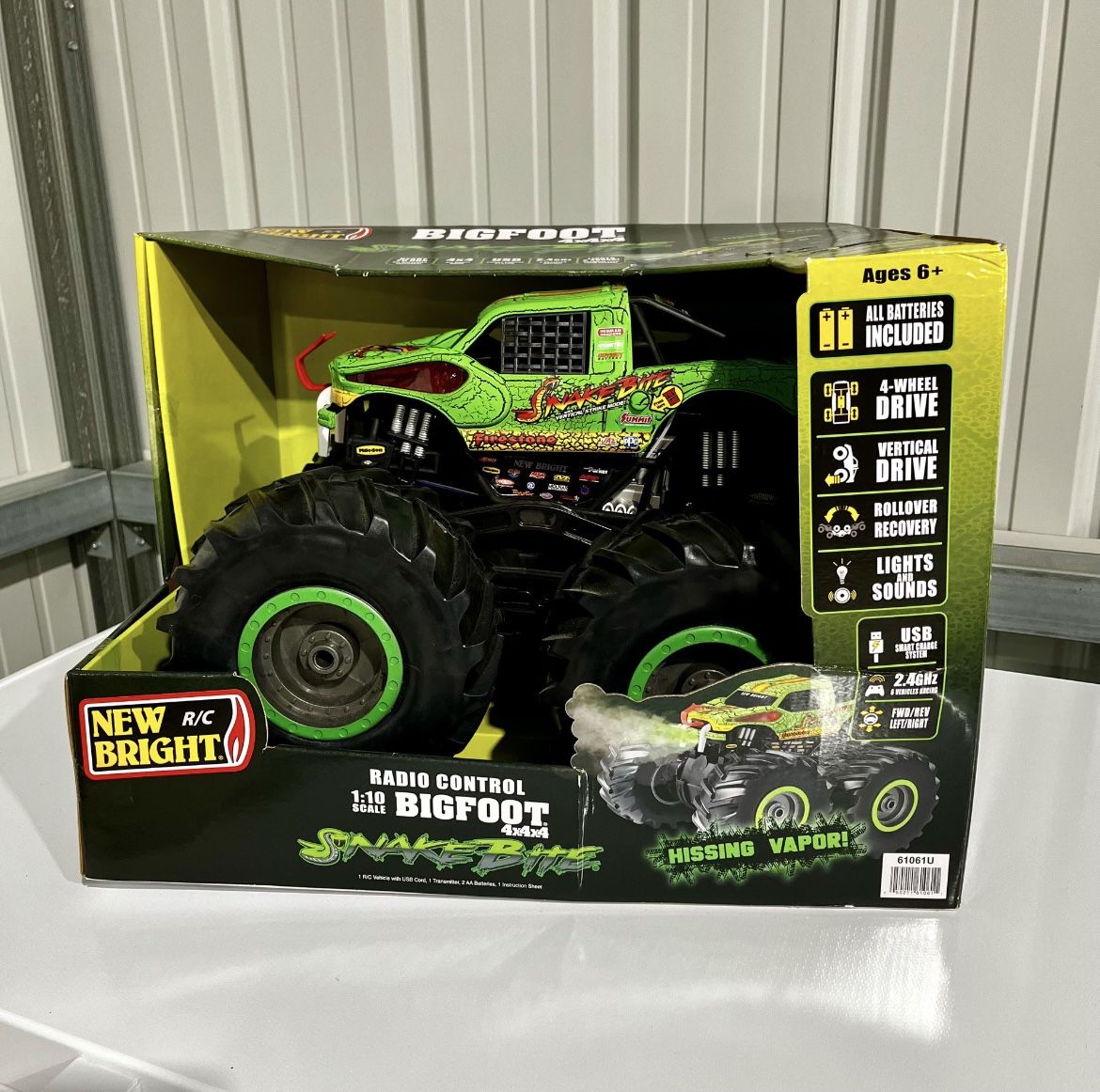 NEW Radio Remote Control Monster Truck Lights Sounds Vapor