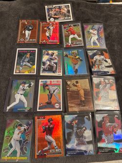 MLB Baseball Card Lot