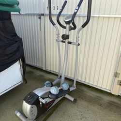 Elliptical Machine With Calorie Mile Tracker And Different Strength Settings 