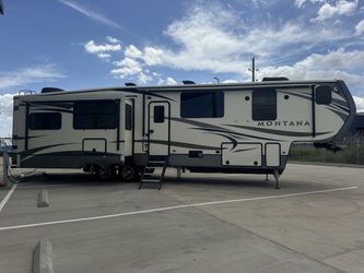 2018 Keystone Montana 3810MS