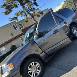 2004 Ford Expedition