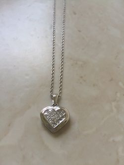 14k white gold diamond princess heart pendant with chain