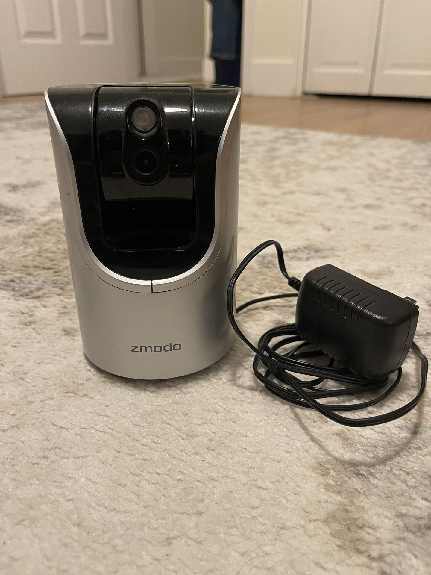ZMODO Wifi Smart Pan&tilt Camera