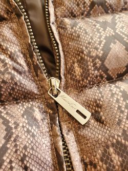 Kenneth Cole Womens Down Jacket