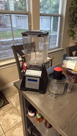 Blendtec Blender with Extra Jar