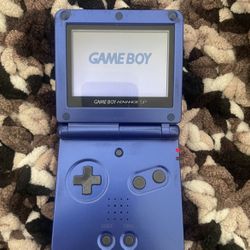 Nintendo Game Boy Advance SP