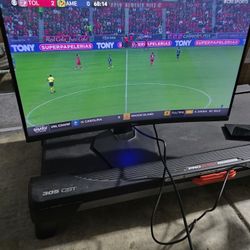 Dell Curved Gaming Monitor 32 Inch.