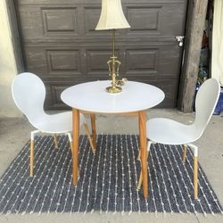 Dining Room Table With 2 Chairs 