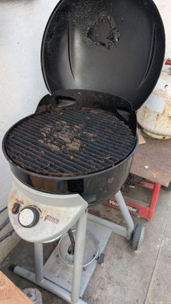 Gas grill