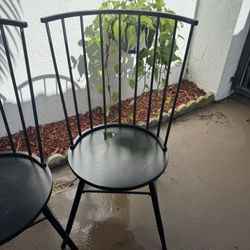  5 Farmhouse Spindle Back Chairs (Metal)