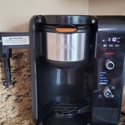 Ninja  Coffee Pot (Hot And Cold System)