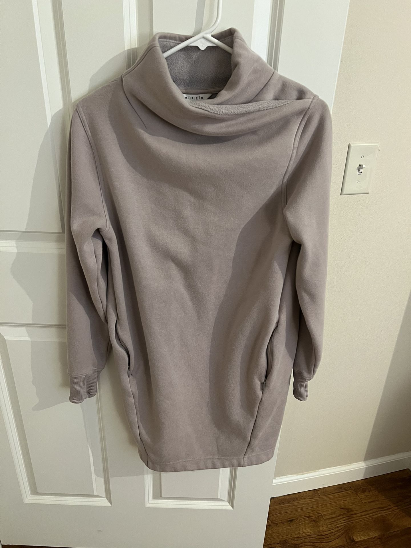 Athleta Sweatshirt