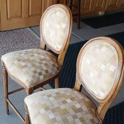 2 CHAIRS