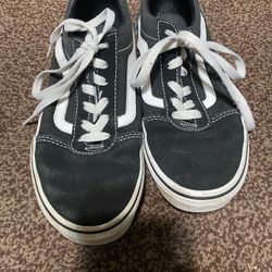 Vans Tennis Shoes Youth Size 4