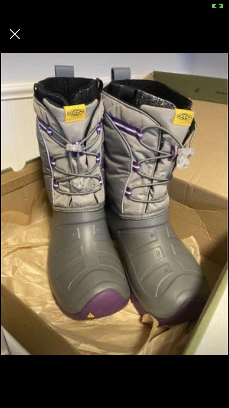 Keen Waterproof Boots 