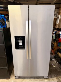36-Inch Wide Side-By-Side Refrigerator - 25 Cu. Ft. Fingerprint-Resistant Stainless Finish
