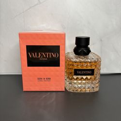 Valentino Born in Roma Donna Coral Fantasy Perfume