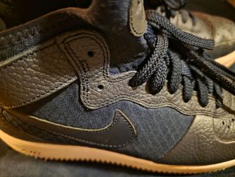 Nike Air Force 1 Mid – Men's Size 9 – Navy Blue