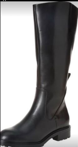 Women’s knee high