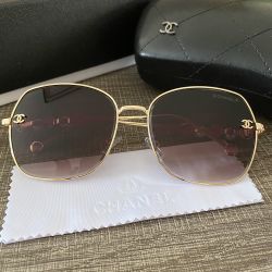 Womens Square Sunglasses With Pearls On Temple 