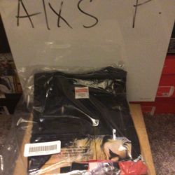 SUPREME STACK TEE (MEDIUM) DS BLACK