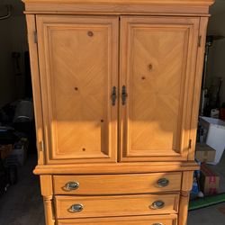 Armoire