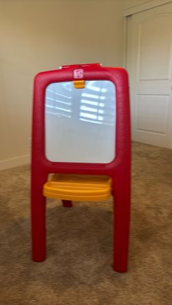 Step 2 Kids whiteboard and chalk easel
