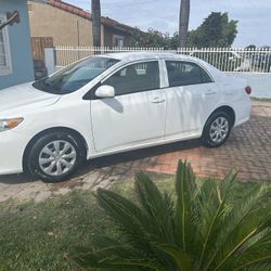 2013 Toyota Corolla 