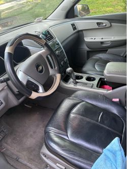 2010 chevy truck traverse