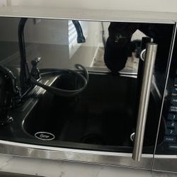 Oster Microwave 
