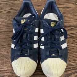 Navy Blue And White Shoes 
