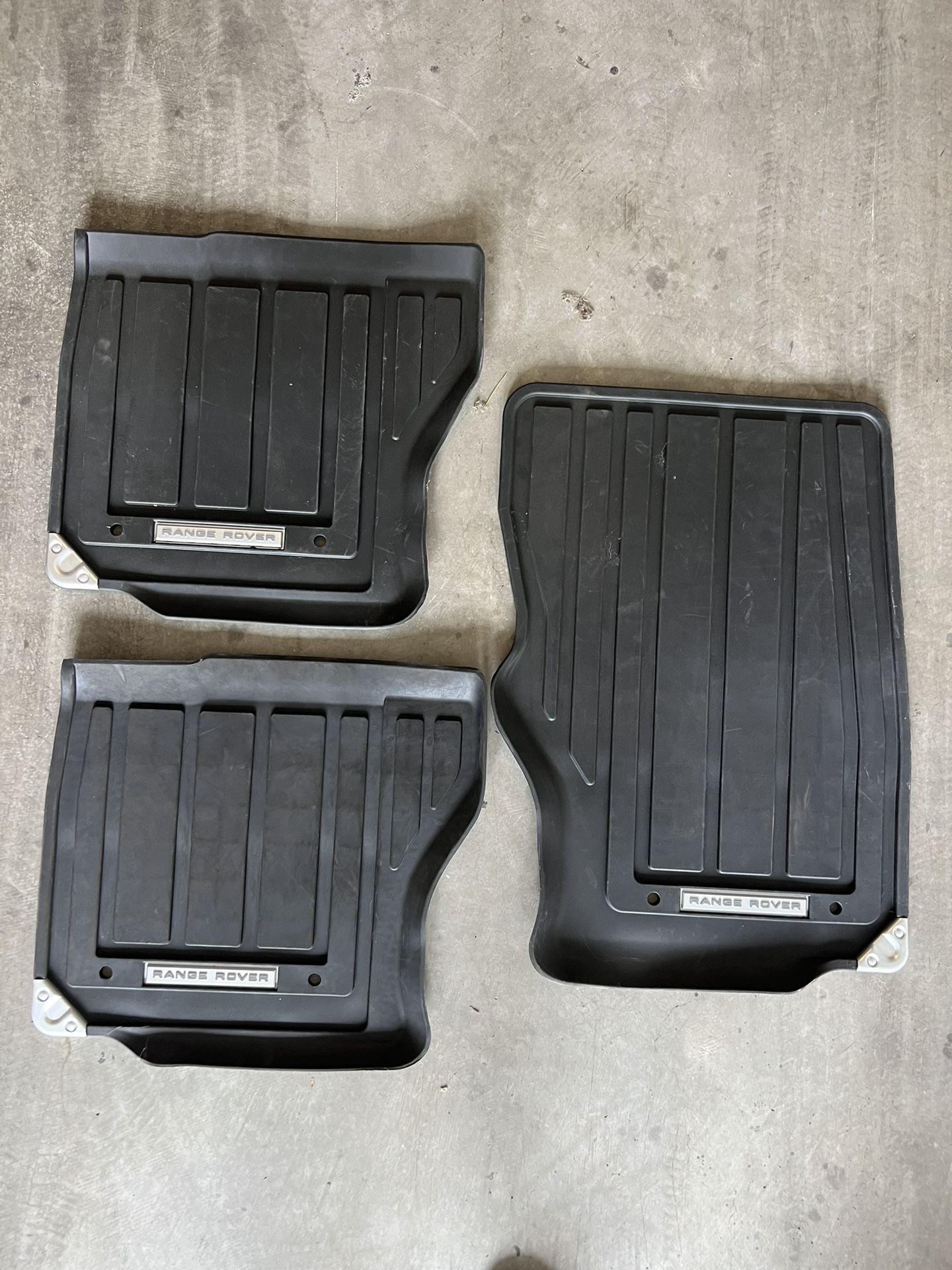2013-2017 L405 Range Rover Rubber Floor Mat Set Of 3 (Long Wheel Base) VPLGS0254