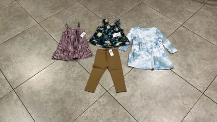 Old Navy Toddler Girl’s Dresses, Blouse, and Leggings, Size 18-24 Months