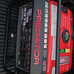 PREDATOR 4375 Watt Gas-Powered Portable Generator with CO SECURE Technology, EPA