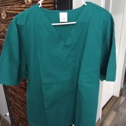 Woman's Scrub Size Large 
