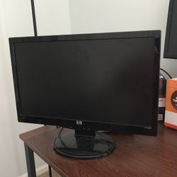 HP S2031 Monitor 20" Pristine condition DVI and VGA inputs