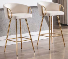 Set of 4 bar stools
