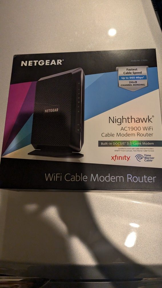 NETGEAR - Nighthawk AC1900 Router with DOCSIS 3.0 Cable Modem - Black