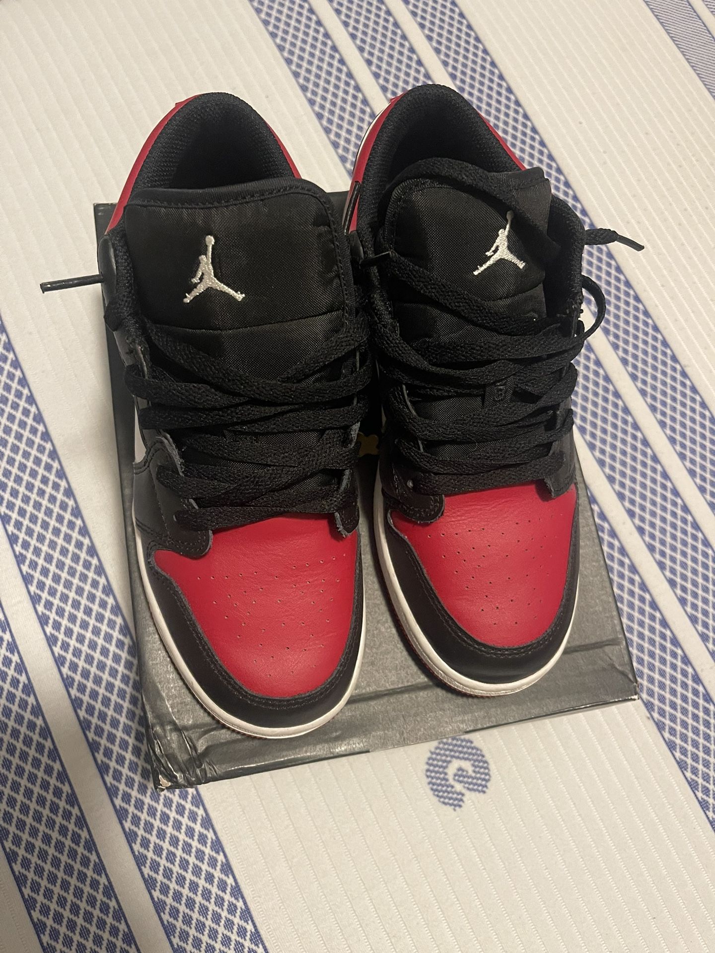 Jordan 1 low bred Toe GS