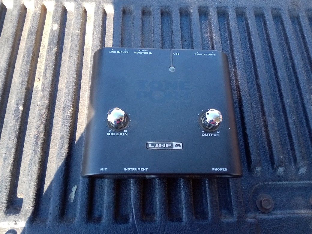 Line 6 TonePort UX1