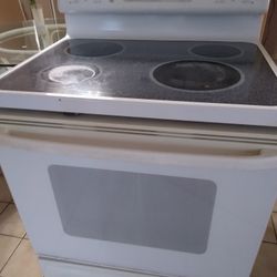 Spectra 4 Burner Electric Stove/Oven 