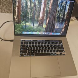 Apple Macbook Pro i7 32gb Ram 500gb SSD Drive 2.6ghz 16" Screen 