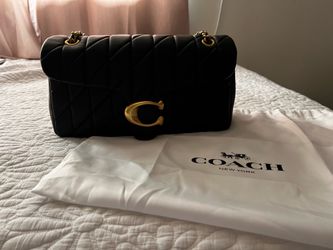Authentic COACH Quilted Tabby 33